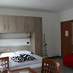 Apartment Residenza Acqua Terra Fuoco Como